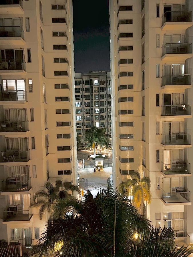 Kiel 5-Star Condo Hotel Across Naia Manila Airport Terminal 3 Pasay Exterior foto